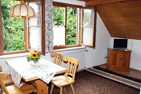 Hotel Bayerischer Hof Rehlings Weissensberg 3*,