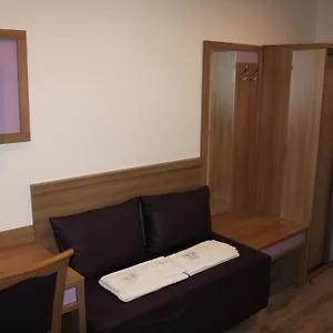 https://slamba-hostel-augsburg.getmunichhotels.com